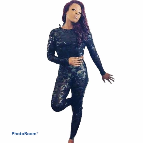 Tops - Last 2 🤩2 Pi Sequin Outfit